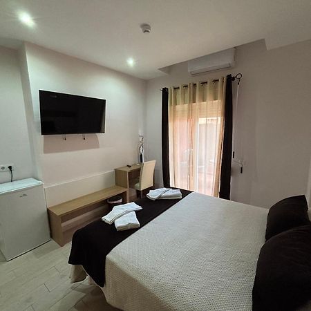 Hotel Ancla Оропеса дел Мар Екстериор снимка